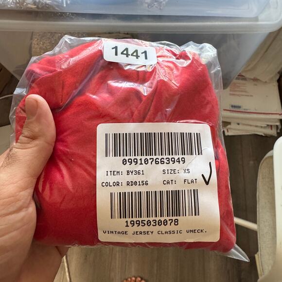 J.Crew Vintage Jersey Classic V-Neck Tee WMNS XS Red Short Sleeve Pullover BY361 - Picture 7 of 7